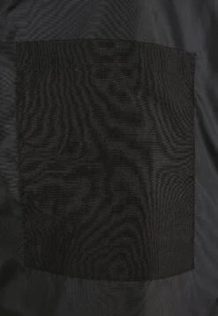 URBAN CLASSICS Full Zip Nylon Crepe Jacket - Windjack - Schwarz -Jack and Jones Verkoopwinkel 3c7879df7382448f994d2b80005a0fd2