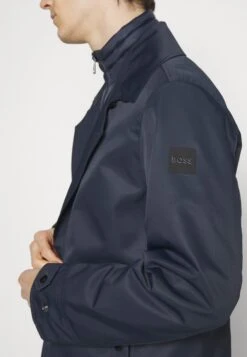 Boss Coel - Halflange Jas - Dark Blue 17 Boss Coel - Halflange Jas - Dark Blue -Jack and Jones Verkoopwinkel 3ecf2f28530441afbafc9128d26de9cd