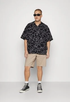 Redefined Rebel Pablo Plus - Overhemd - Black Art -Jack and Jones Verkoopwinkel 3f1ffe16284e4bacaf206e2ea68b6521