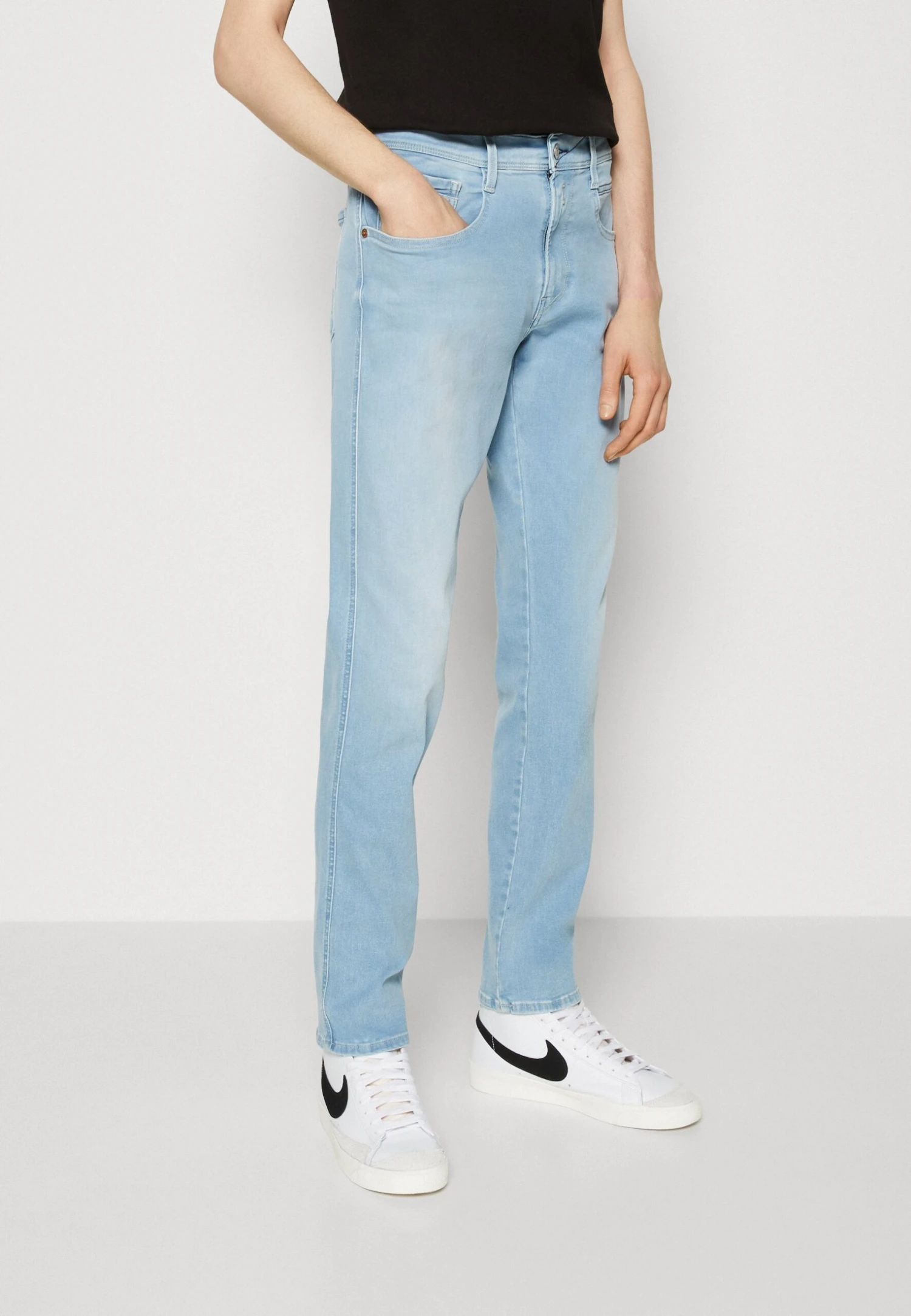 Replay Anbass Pants Hyperflex Original - Slim Fit Jeans - Light Blue 3 Replay Anbass Pants Hyperflex Original - Slim Fit Jeans - Light Blue