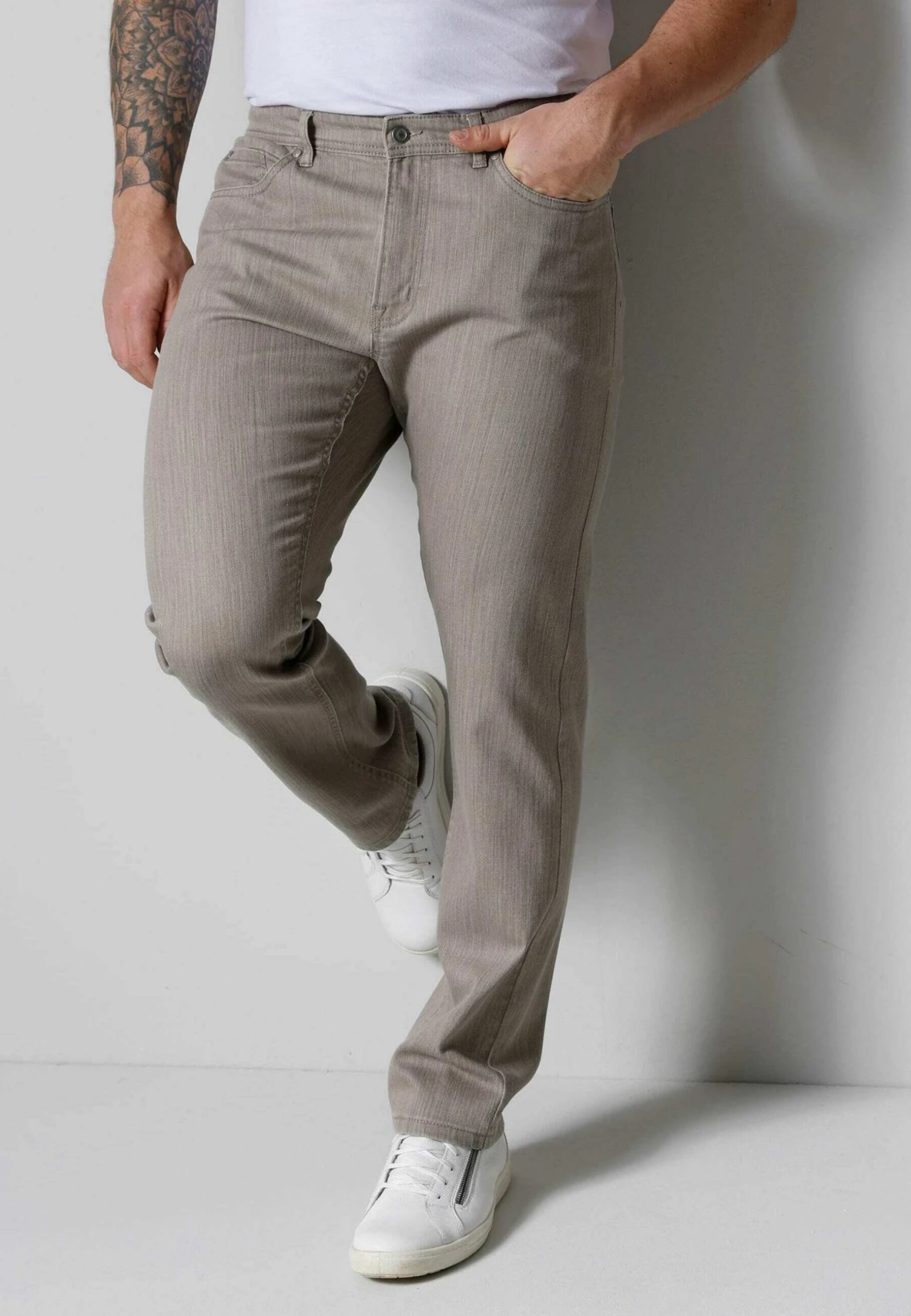 Straight Leg Jeans - Grau 3 Straight Leg Jeans - Grau