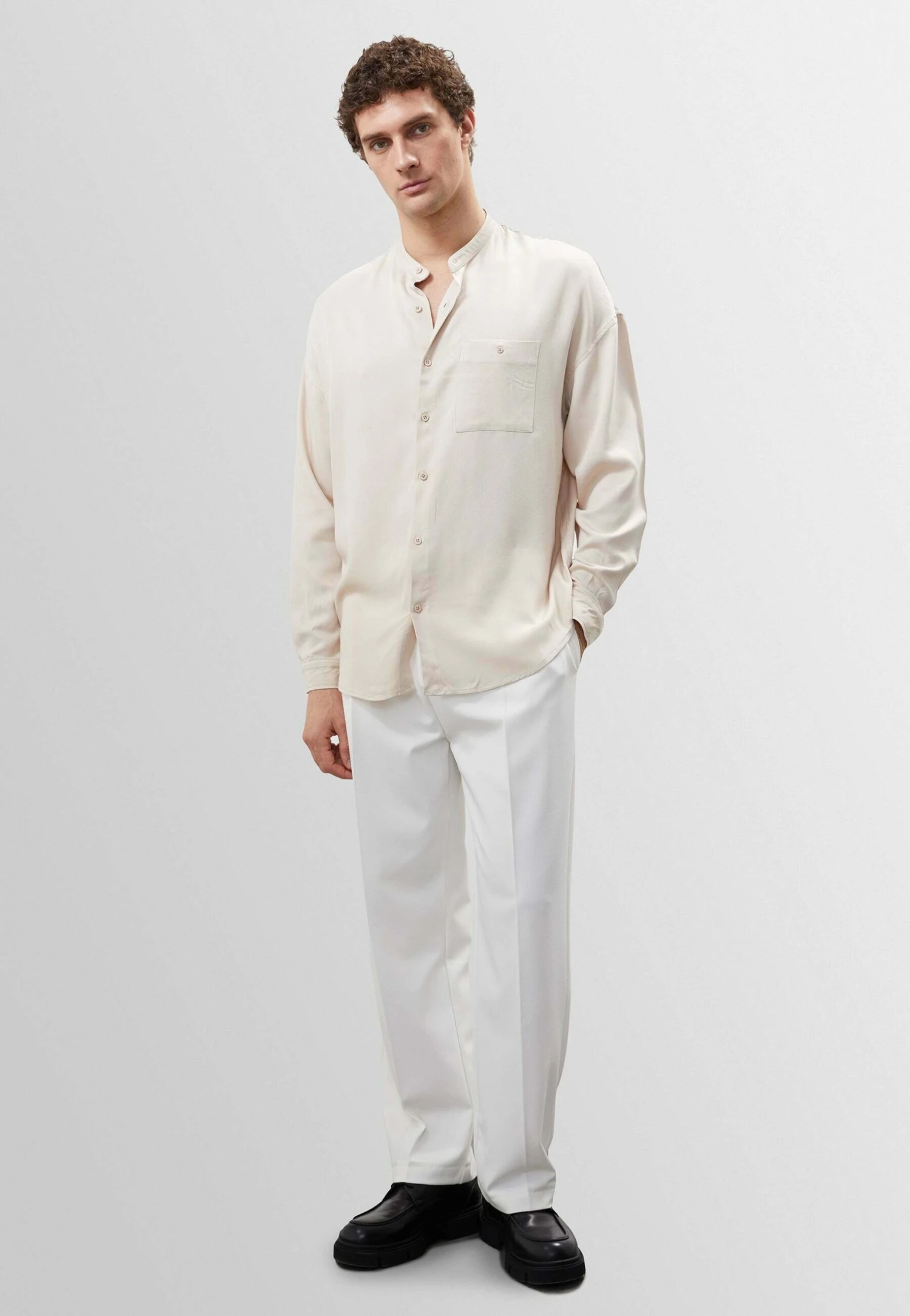 Standing - Overhemd - Beige 4 Standing - Overhemd - Beige - Afbeelding 2