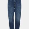 Ryan- Straight Leg Jeans - Denim Dark -Jack and Jones Verkoopwinkel 483f50be66b24716ad84342e2ae3b12e