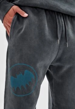 Guess Batman - Trainingsbroek - Schwarz -Jack and Jones Verkoopwinkel 4a6275e037964ee1a6f9ec222ba6f2ec
