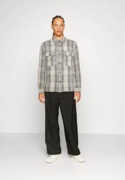 Only & Sons Onsscott Overshirt - Jas - Off-White/Dark Blue -Jack and Jones Verkoopwinkel 4b964b1c441d461ebb797abaf58650be