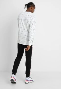 URBAN CLASSICS Terry Tone Side Strip Pants - Trainingsbroek - Black/White/Firered -Jack and Jones Verkoopwinkel 4ef1bf7e77d44b2c9ad70bc87b7feea0