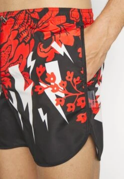 Neil Barrett Slim Havaiianas Bolts Swim- Zwemshorts - Black/Red -Jack and Jones Verkoopwinkel 4f46e538ca9c4f13b585d34189f315e3