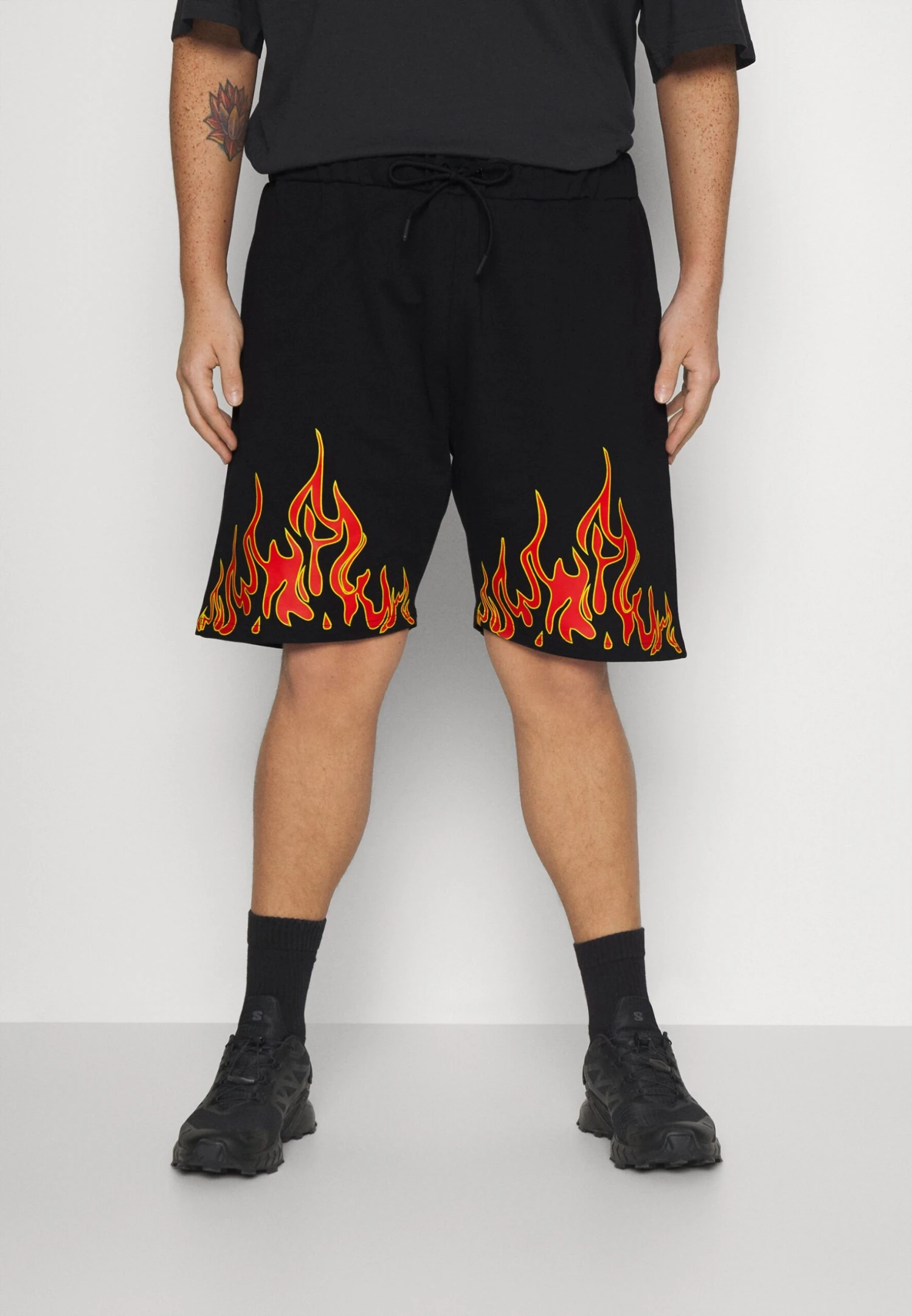 NIGHT ADDICT Shorts - Black 3 NIGHT ADDICT Shorts - Black