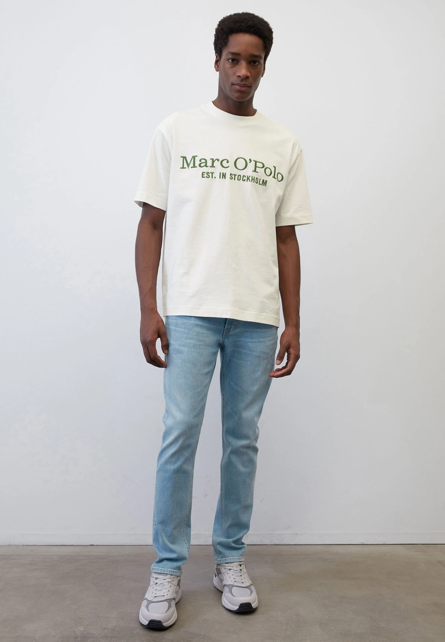 Marc O'Polo Sjöbo Shaped - Straight Leg Jeans - Light Blue Wash 3 Marc O'Polo Sjöbo Shaped - Straight Leg Jeans - Light Blue Wash