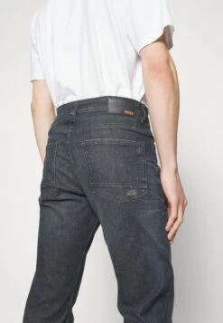 Boss Delaware - Slim Fit Jeans - Medium Blue -Jack and Jones Verkoopwinkel 554b7ac6c1a141368a6a5405686a37e8