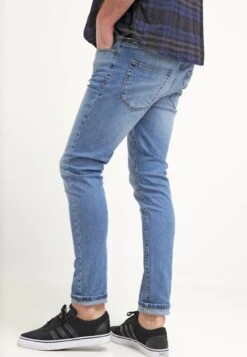 Pier One Slim Fit Jeans - Light Blue Denim -Jack and Jones Verkoopwinkel 56d3c6b55b1448efa1c9321637ab793a