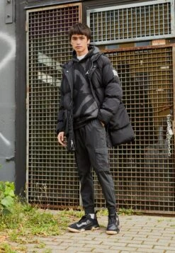 Jordan M J Ess Stmt - Donsjas - Black -Jack and Jones Verkoopwinkel 56d43ac4b100401290198c9c4dfec019