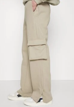 Sean John Script Logo Peached Slit - Cargobroek - Beige -Jack and Jones Verkoopwinkel 598e194f0aa04b088fc01b2c519a4798