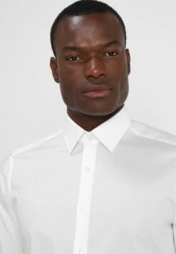 Olymp Level 5 Body Fit - Zakelijk Overhemd - Offwhite -Jack and Jones Verkoopwinkel 5a4b68480a2a4292b603ec9c599f8d70