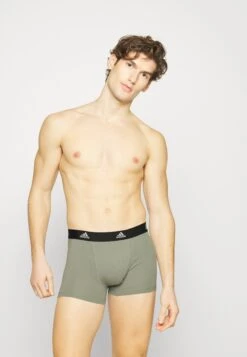 Adidas Sportswear Trunk 3 Pack - Onderbroeken - Oliv/Light Red/Light Blue 11 Adidas Sportswear Trunk 3 Pack - Onderbroeken - Oliv/Light Red/Light Blue -Jack and Jones Verkoopwinkel 5a919d6a7c7e47cf952f7b597aa2a5fc