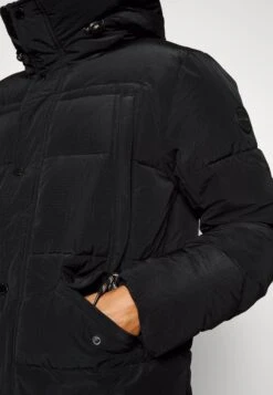 Indicode Jeans Sulmon - Winterjas - Black 15 Indicode Jeans Sulmon - Winterjas - Black -Jack and Jones Verkoopwinkel 5bbe2ff3c20f4138ad23730195fc578a