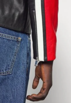 J.Lindeberg Boris Colorblock Biker - Leren Jas - Chili Pepper -Jack and Jones Verkoopwinkel 5bc09d27eaf54a6bb4614bfe7ab0d687