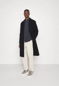 Filippa K London Coat - Mantel - Navy -Jack and Jones Verkoopwinkel 5da648c0bf7e45958681f52e8cf43c49