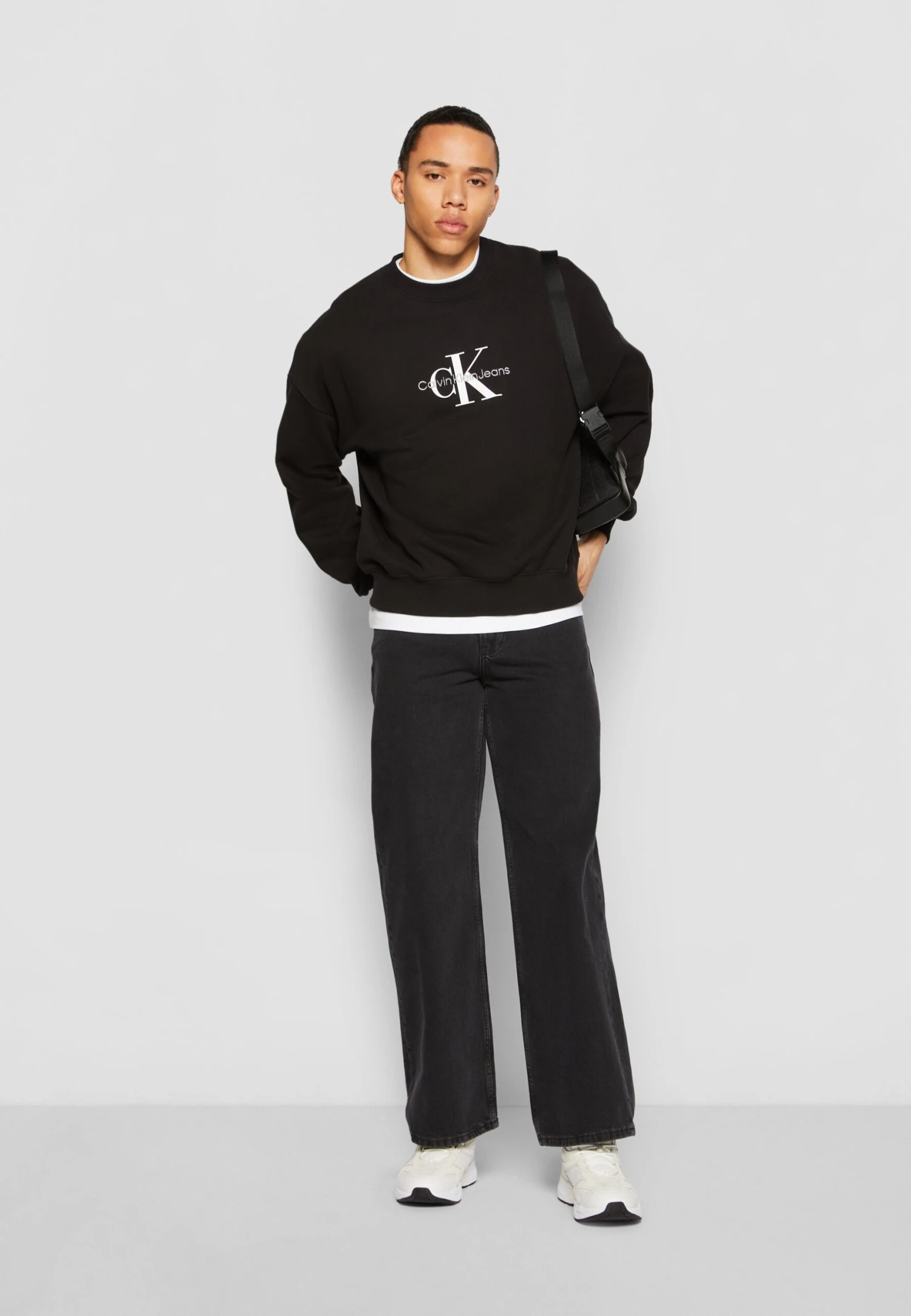 Calvin Klein Jeans 90S Loose - Relaxed Fit Jeans - Denim Black 4 Calvin Klein Jeans 90S Loose - Relaxed Fit Jeans - Denim Black - Afbeelding 2