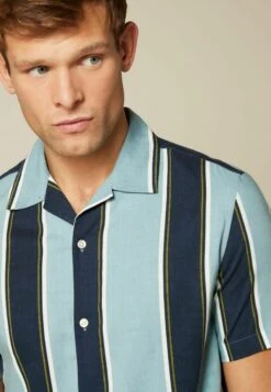 Next Stripe Short Sleeve Standard - Overhemd - Light Blue 10 Next Stripe Short Sleeve Standard - Overhemd - Light Blue -Jack and Jones Verkoopwinkel 5fe245b001d745fe8b58ccd05d54f6d1