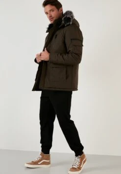 Hooded - Winterjas - Khaki -Jack and Jones Verkoopwinkel 60474ee869e6472fb163fa22f9ef08d9