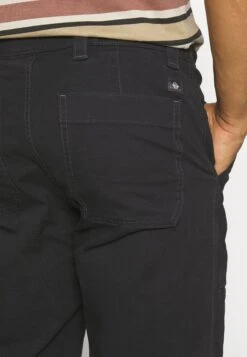 Dockers Utility Pant Unisex - Straight Leg Jeans - Beautiful Black -Jack and Jones Verkoopwinkel 6112fb2d66814eb890fe941ee4642484