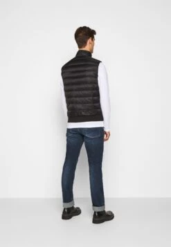 BELSTAFF Circuit Gilet - Bodywarmer - Black -Jack and Jones Verkoopwinkel 62d2697c5c0f49b5988ff79dd98b05fb
