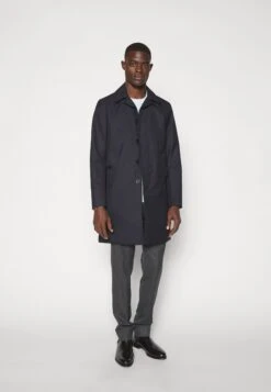 Sandro Trenchcoat - Marine 13 Sandro Trenchcoat - Marine -Jack and Jones Verkoopwinkel 633ff0069dbb43cc93c341f7ee11ccea