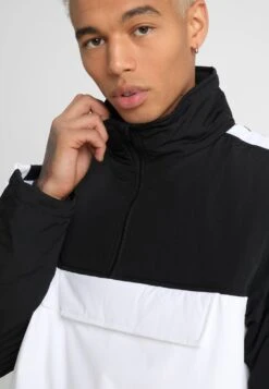 URBAN CLASSICS Winterjas - White/Black -Jack and Jones Verkoopwinkel 64200f91596849438efc031a363411a7