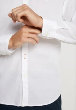 Marc O'Polo Fine Bedford Garment Dyed - Overhemd - White -Jack and Jones Verkoopwinkel 69ad26ceb5cd49e39a843dfacabe8287