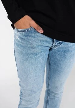 Pepe Jeans Callen Crop- Slim Fit Jeans - Blau 9 Pepe Jeans Callen Crop- Slim Fit Jeans - Blau -Jack and Jones Verkoopwinkel 6c24c63fef61402c9873e1a25a8b4f6d