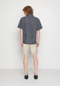 BRAVE SOUL Bratbyripst - Jeansshort - Stone -Jack and Jones Verkoopwinkel 705d342aae51435a8702b0c257a15ebb