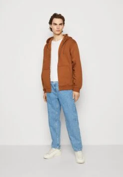 Lee Easton - Relaxed Fit Jeans - Stone Free -Jack and Jones Verkoopwinkel 72f5db75e8624e5f8c1bf070c23e7de2