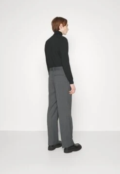 Han Kjøbenhavn Boxy Suit Trousers - Broek - Dark Grey 11 Han Kjøbenhavn Boxy Suit Trousers - Broek - Dark Grey -Jack and Jones Verkoopwinkel 7acfb0f2d1e84347905c7e41bc83fc23