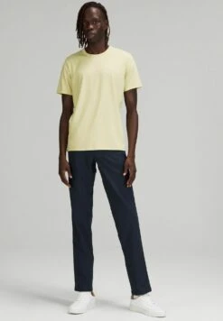 Lululemon Abc Classic 86 Cm - Broek - True Navy 7 Lululemon Abc Classic 86 Cm - Broek - True Navy -Jack and Jones Verkoopwinkel 7bf5e5e56f434ff1874d16bac1b45aa4