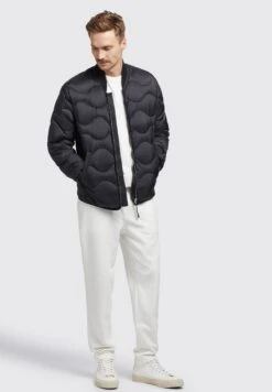 Khujo Picco - Jas - Schwarz -Jack and Jones Verkoopwinkel 7c13be7c33ff429f85bd9cd5f4f02283