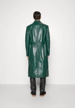 Bally Mantel - Kelly Green -Jack and Jones Verkoopwinkel 7c3ce46f1a7a4a6186c55f52c425b6a7