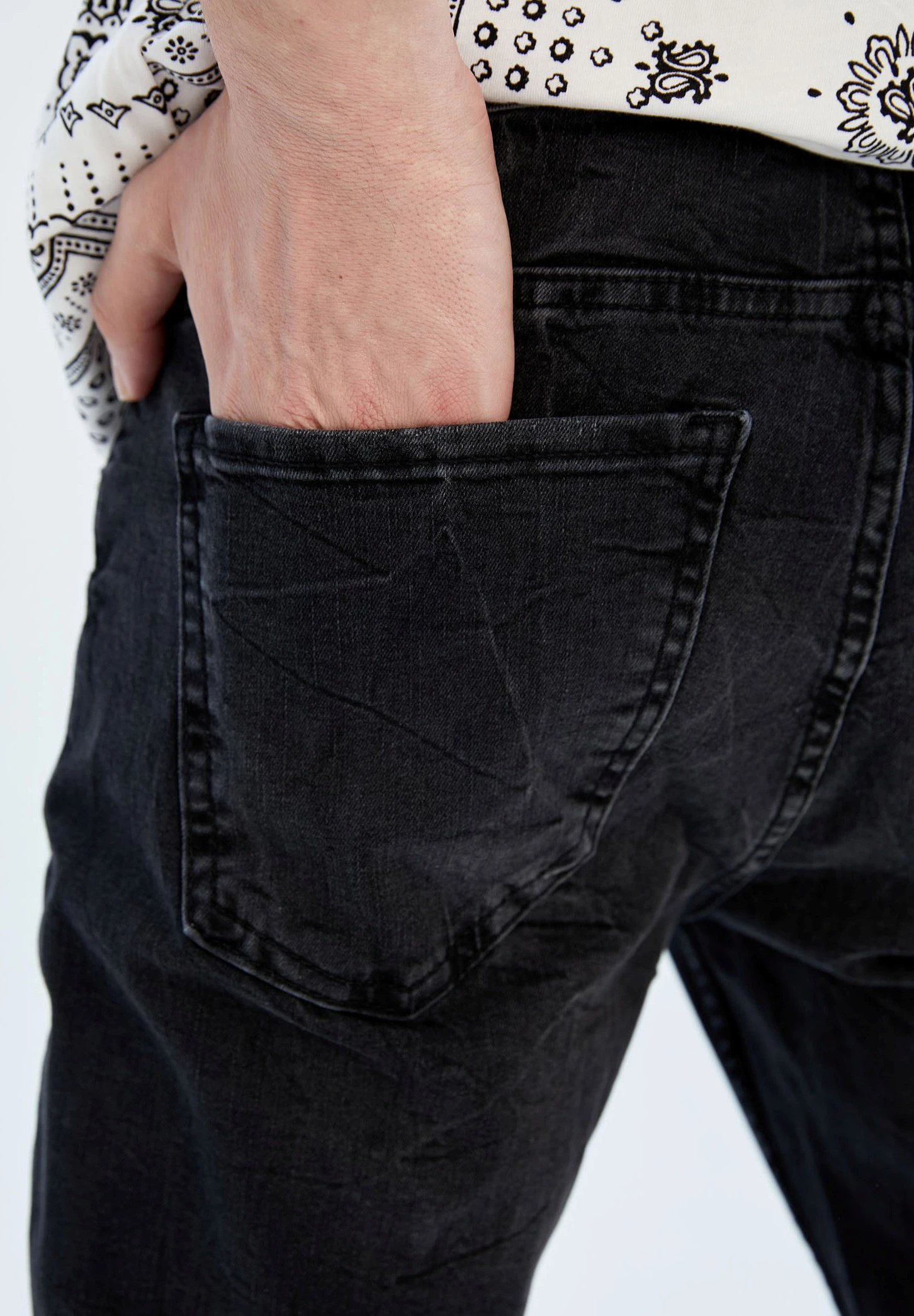 DeFacto Carlo - Slim Fit Jeans - Black 6 DeFacto Carlo - Slim Fit Jeans - Black - Afbeelding 4