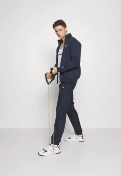 Champion Elastic Cuff Pants - Trainingsbroek - Dark Blue -Jack and Jones Verkoopwinkel 7efe0204ba814611bd3e7fe1ddc63092