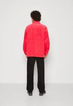 Unisex - Lichte Jas - Raspberry -Jack and Jones Verkoopwinkel 81c6c4f930e74baa8d1a576687a63b2c