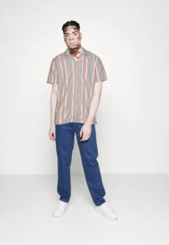 Lindbergh Striped - Overhemd - Army -Jack and Jones Verkoopwinkel 8615df2b074540d59b82690edafad6a1