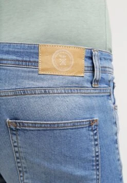 Pier One Slim Fit Jeans - Light Blue Denim -Jack and Jones Verkoopwinkel 86616cf9595a4cd4a68ac3c4756a4ad3