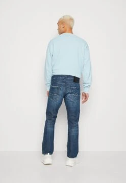 Replay Waitom - Straight Leg Jeans - Dark Blue -Jack and Jones Verkoopwinkel 8767a5e382c04853ab2a343aae88d32f