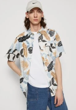 KAVU Topspot - Overhemd - White/Multi-Coloured -Jack and Jones Verkoopwinkel 87a938bc88304b5cb39afd136b624d45