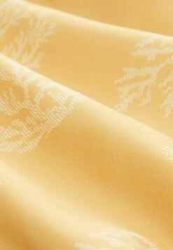 TOM TAILOR Denim Mit Allover-Print - Zwemshorts - Yellow White Big Coral Print 15 TOM TAILOR Denim Mit Allover-Print - Zwemshorts - Yellow White Big Coral Print -Jack and Jones Verkoopwinkel 88260a78240541b7b9bd23cc27e1b9a3