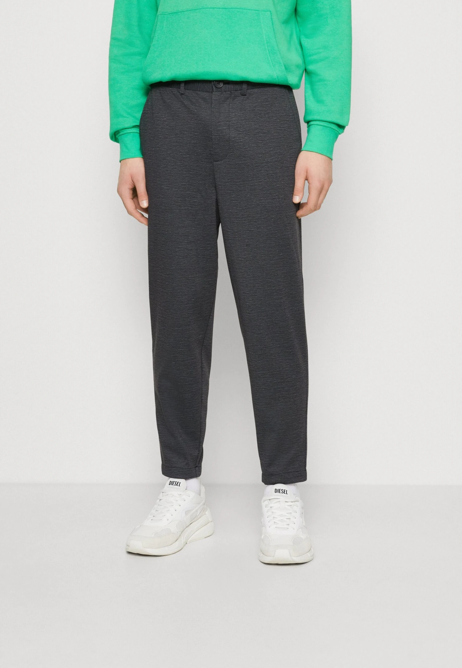 Jack & Jones Jpstkarl Jjphil Tapered - Chino - Dark Grey 3 Jack & Jones Jpstkarl Jjphil Tapered - Chino - Dark Grey