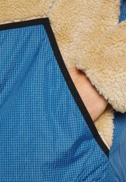 Puma Hooded Jacket - Jas - Light Sand 13 Puma Hooded Jacket - Jas - Light Sand -Jack and Jones Verkoopwinkel 8a1799891407433985e45a54fc42cb38