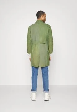 Painter Coat - Halflange Jas - Army Overdye 10 Painter Coat - Halflange Jas - Army Overdye -Jack and Jones Verkoopwinkel 8acca299dd1a492b9ff4be847f75cedb