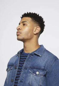 Only & Sons Onscoin- Spijkerjas - Blue Denim -Jack and Jones Verkoopwinkel 90aee226f57344ea8c7600b983e96640