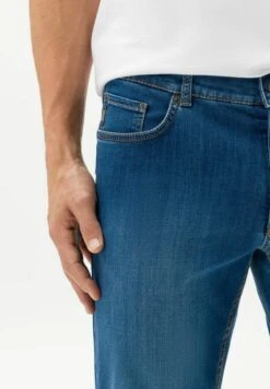 BRAX Style Cooper - Straight Leg Jeans - Mid Blue Used 12 BRAX Style Cooper - Straight Leg Jeans - Mid Blue Used -Jack and Jones Verkoopwinkel 911e95d2271340818c7a3d9cbe436a35